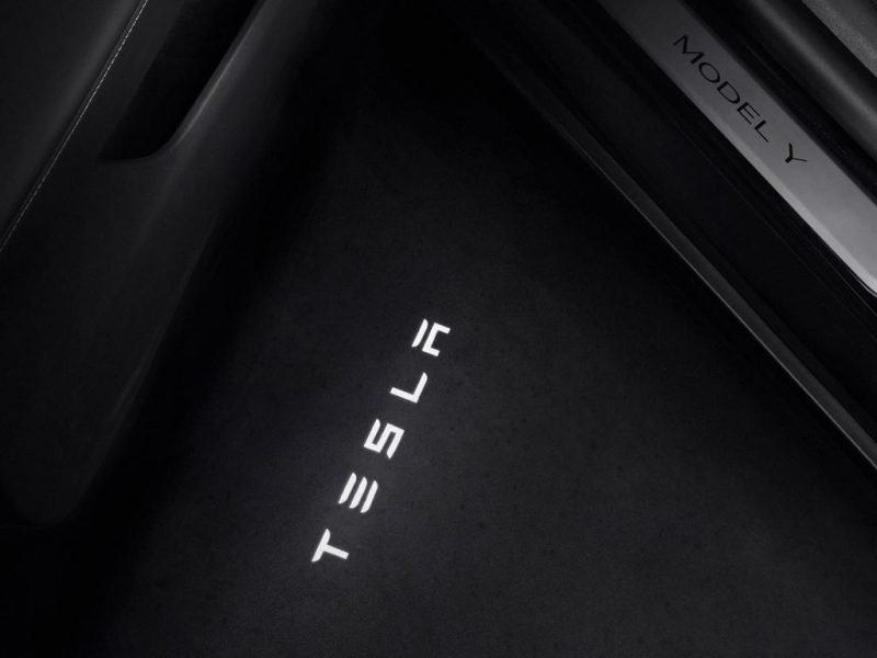 2018+ Tesla All Model (S,3,X,Y) Door Projectors